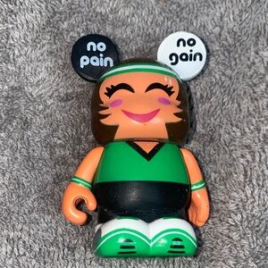 🌵 Retired Disney Vinylmation Excercisey from the "Cutesters" series!